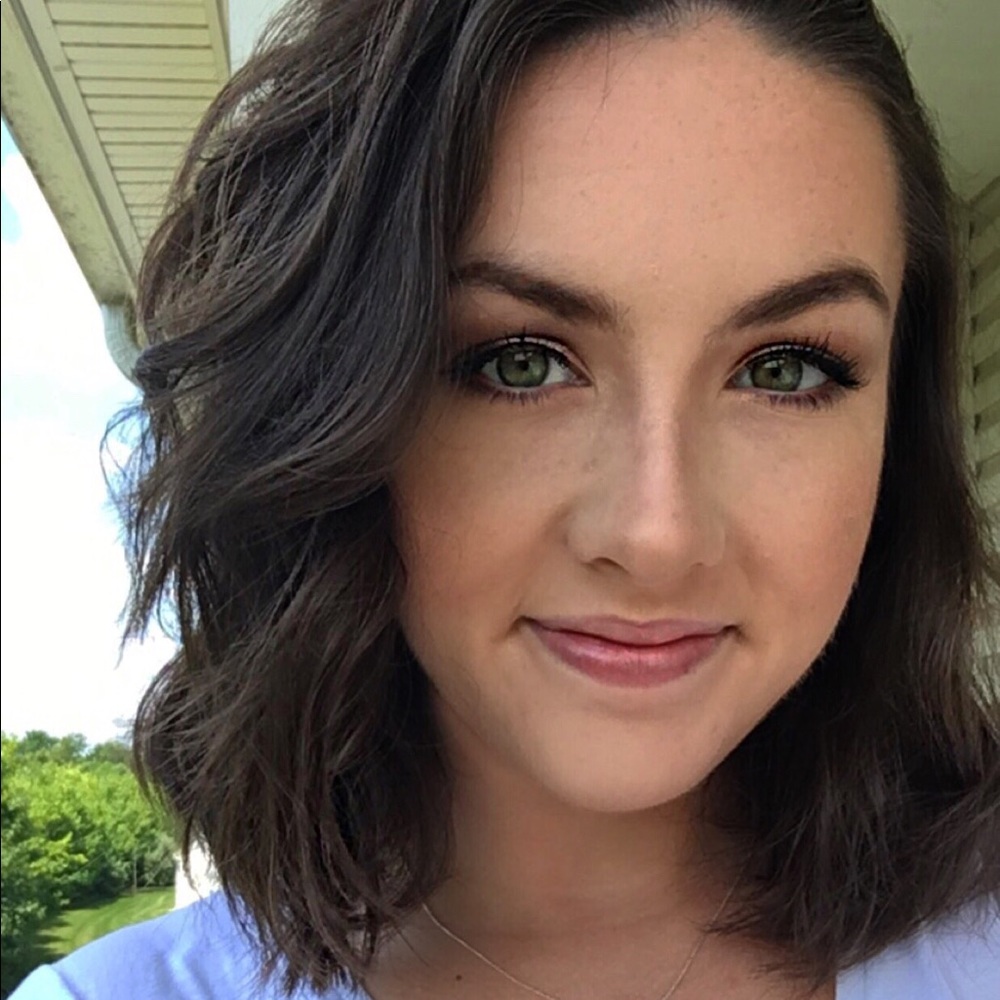 Meet your Posher, Tori